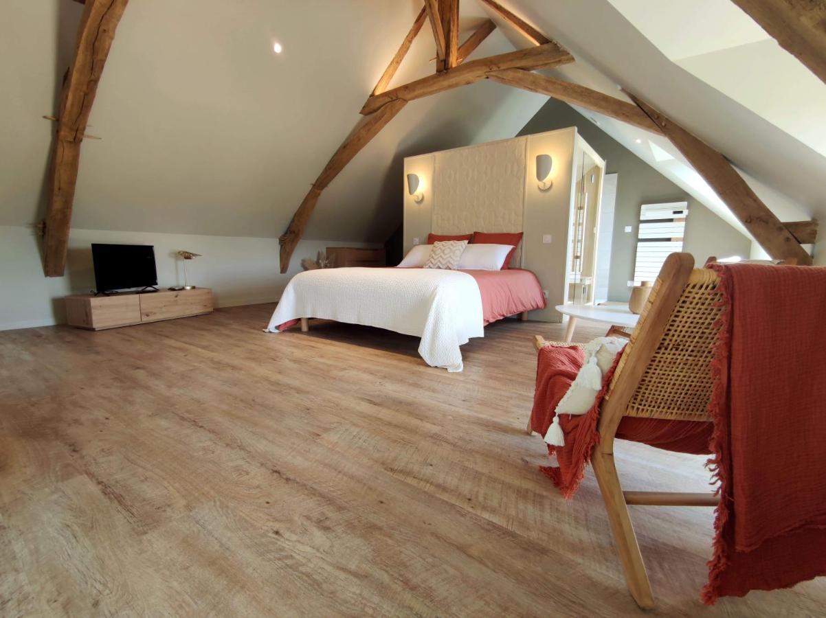 La Douce Halte - Gites Avec Spa Ou Sauna Saint-Ouen-Des-Toits Esterno foto