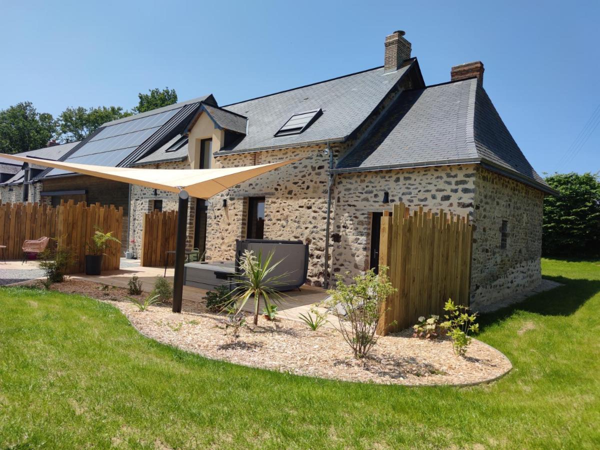 La Douce Halte - Gites Avec Spa Ou Sauna Saint-Ouen-Des-Toits Esterno foto